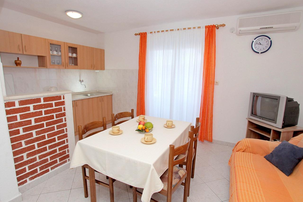 Apartments Iva Trogir Exteriér fotografie